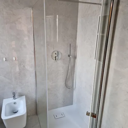 Salvatore Luxury Homes - Centro Vacanze Pochi Passi Dal Mare Apartment